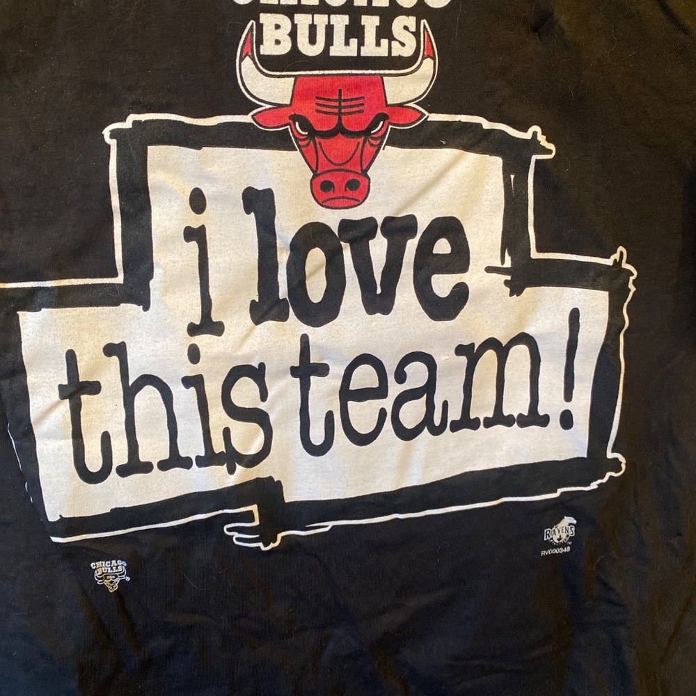 Chicago bills nba authentic retro Tshirt new with tags - Picture 2 of 4